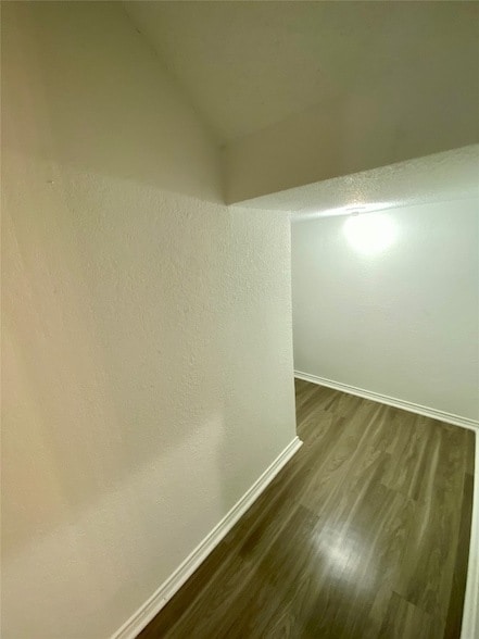 Building Photo - 500 Norwood Pl