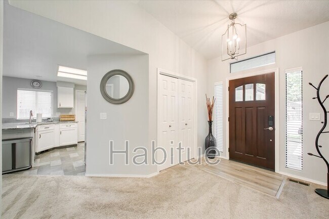 Building Photo - 9025 W Lorinda Dr