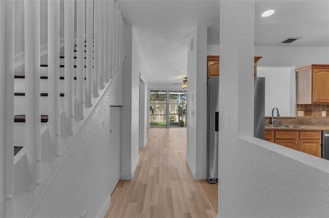 Building Photo - 5509 NW 90th Ave