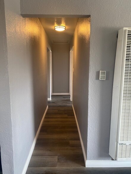 Hall - 213 E Reeve St