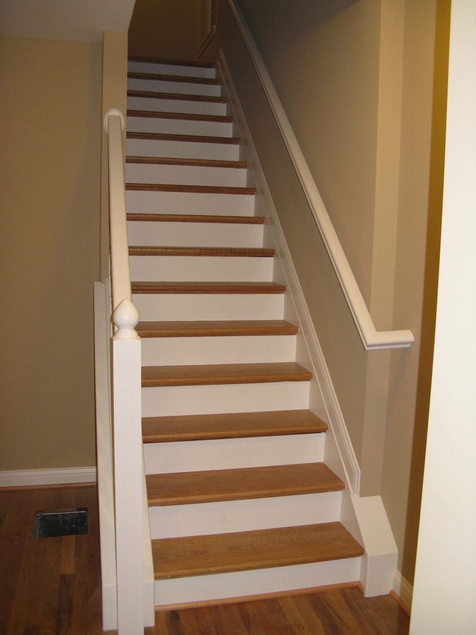 Building Photo - 1551 Glenn Ave