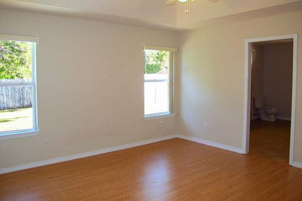 Building Photo - 4150 Oak Pointe Dr