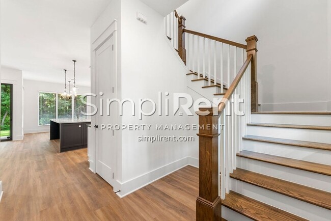 Building Photo - New 4/3 Home in East Point - 1st month fre...
