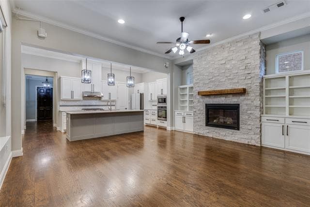 Building Photo - 7301 Avondale Dr