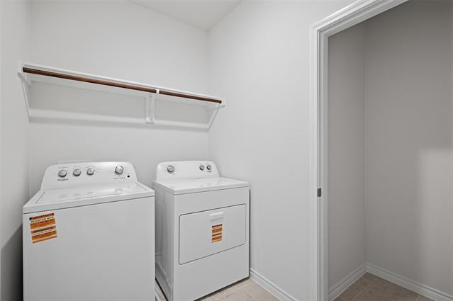 Building Photo - 732 Thorn Crk Dr