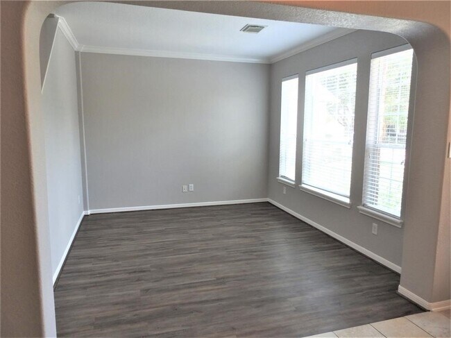 Building Photo - 21626 Shallow Glen Ln