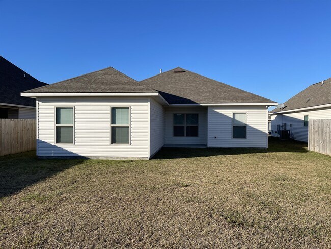 Building Photo - 23388 Ruger Dr