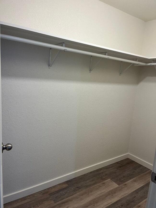 Building Photo - Smith