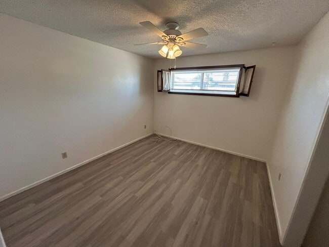 Building Photo - 1851 E University Dr