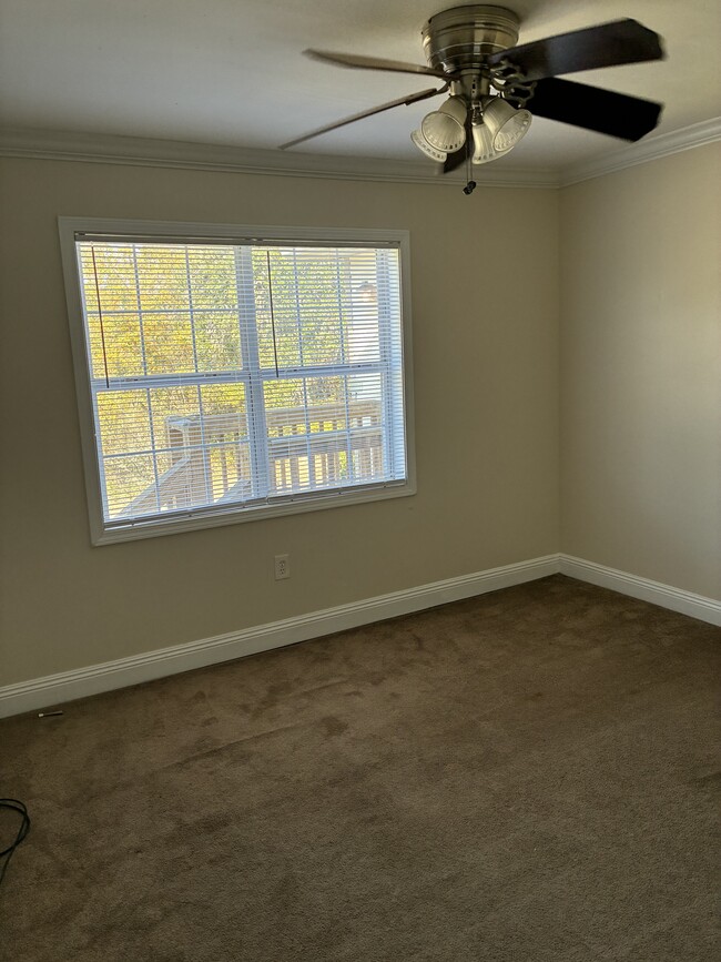 Building Photo - 10214 Marine View Dr