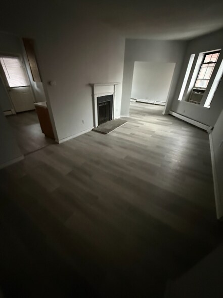 Building Photo - 10 Congress St