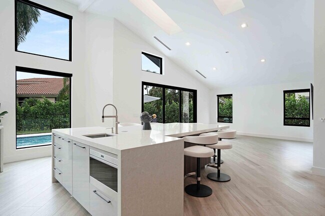 Building Photo - 3012 NW 61st St