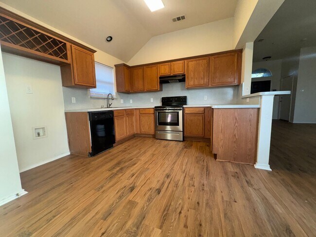 Building Photo - Available Now..   Absolutely Amazing property
