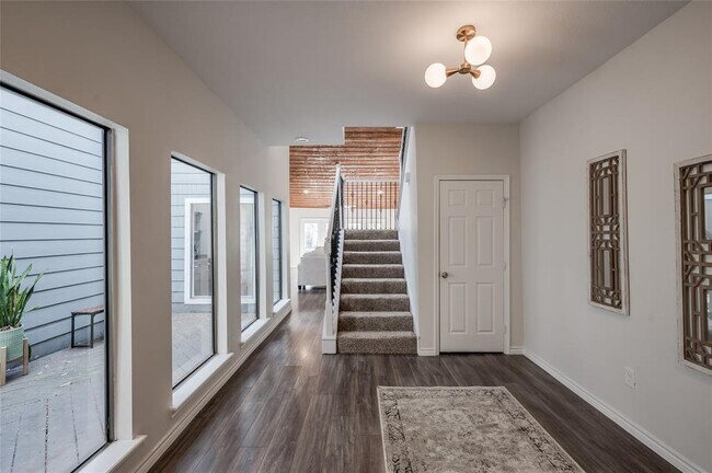 Building Photo - 387 Rancho Bauer Dr