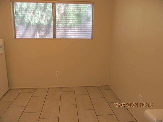 Building Photo - 2150 S Avenue A