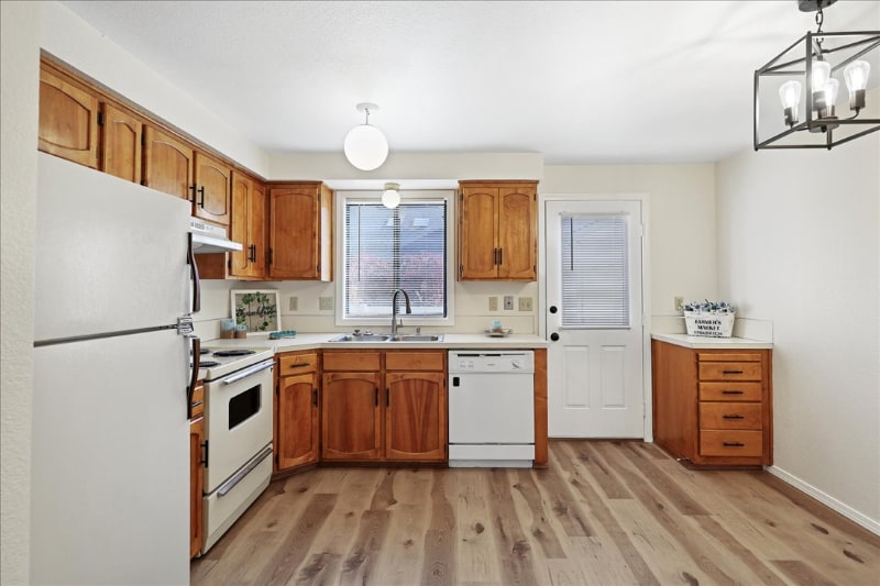 Building Photo - 2926 S Abbs Ln