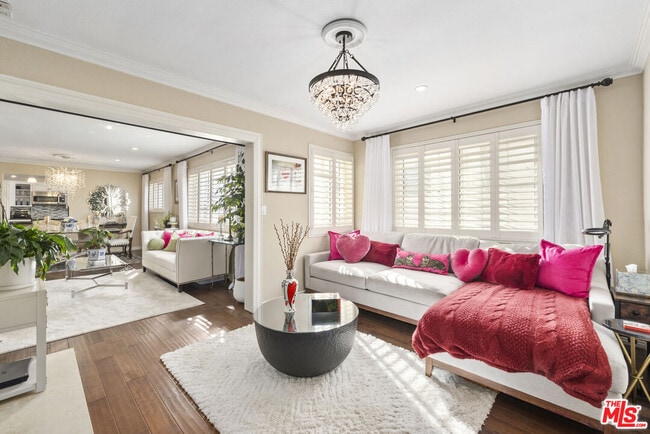 Building Photo - 10645 Wilshire Blvd