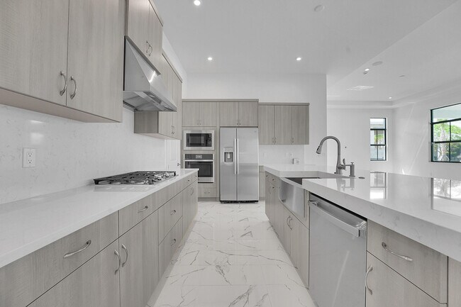Building Photo - 9533 St Germain Dr