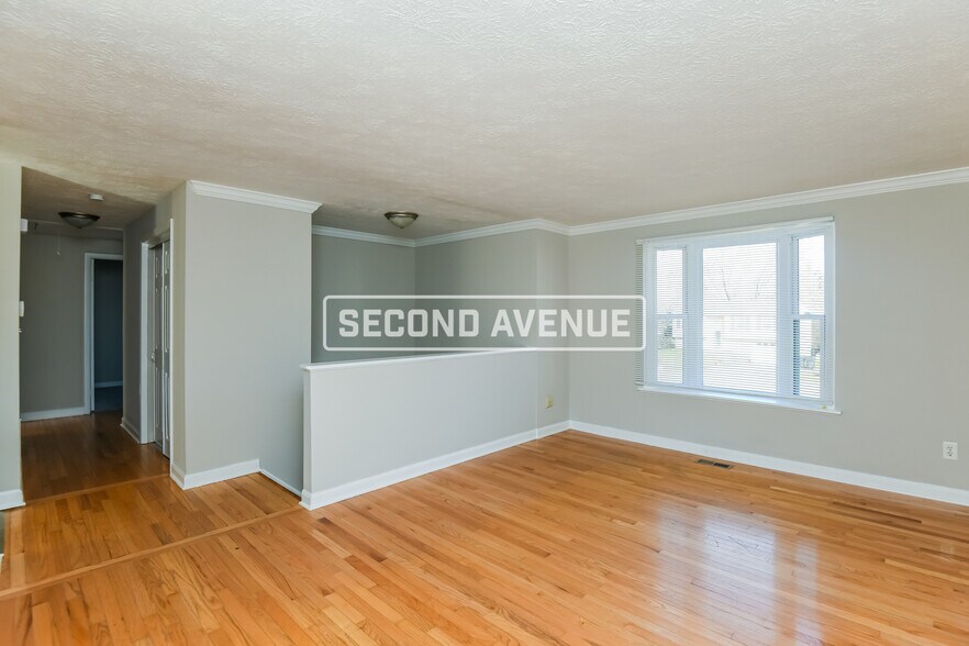 Building Photo - 402 Lehigh Dr