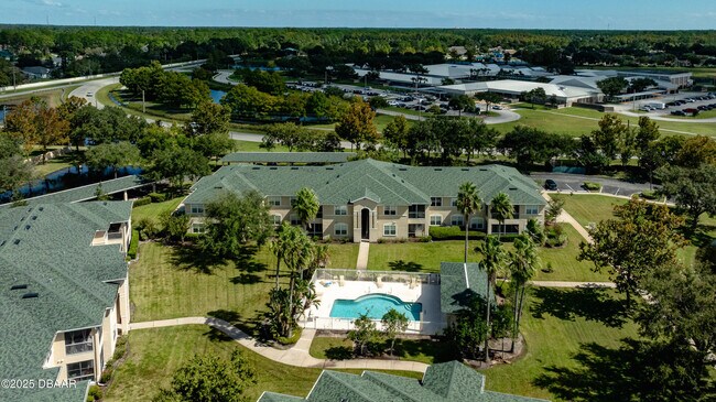 Building Photo - 830 Airport Rd