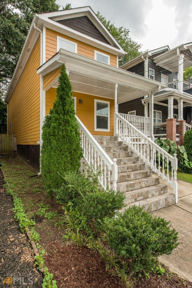 1012 McDaniel St SW 1012 McDaniel St SW Atlanta GA 30310 Apartment