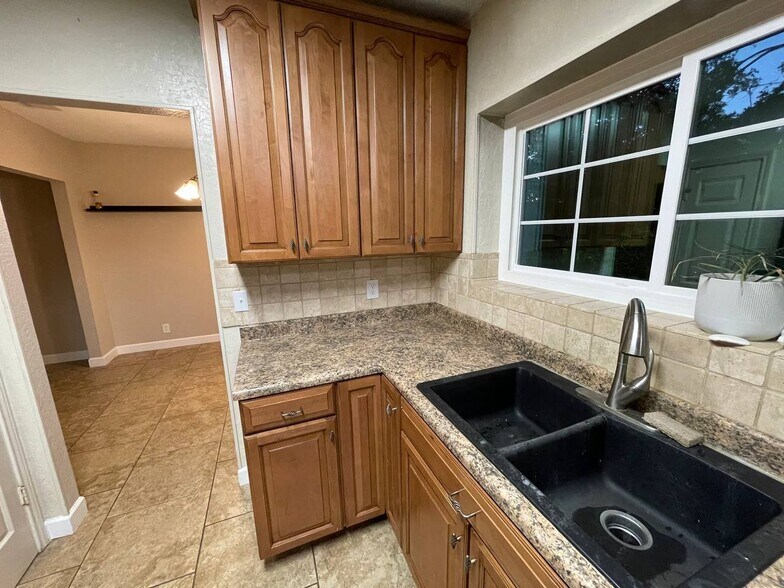 Building Photo - 11607 Bellcastle