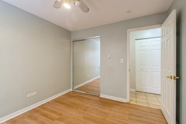 Building Photo - 310 Lathrop Ave