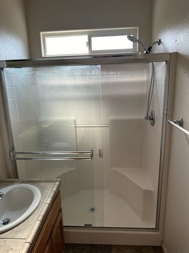 Building Photo - 2610 N Duke St