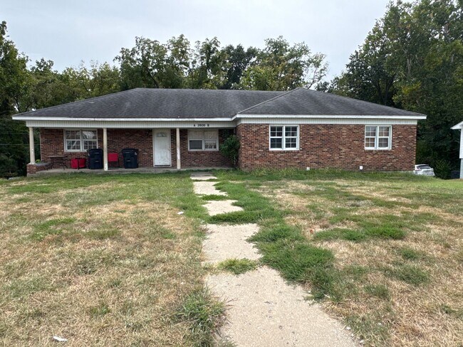 Primary Photo - 2606 Quail Dr