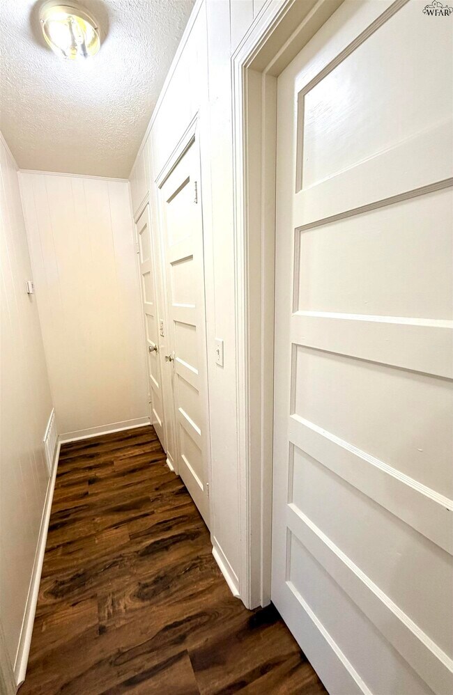 Building Photo - 157 FM 3393