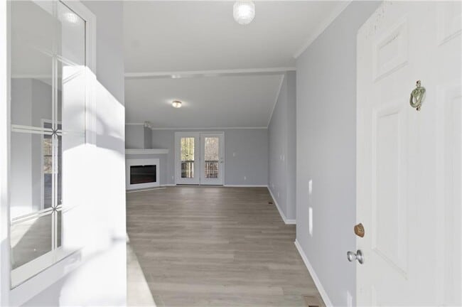 Building Photo - 5320 Long Branch Rd