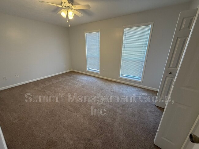 Building Photo - 1528 St Dunstans Rd