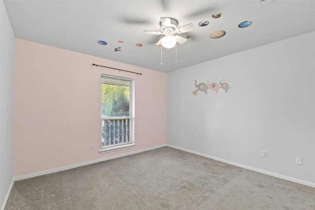 Building Photo - 3838 Glenheather Dr