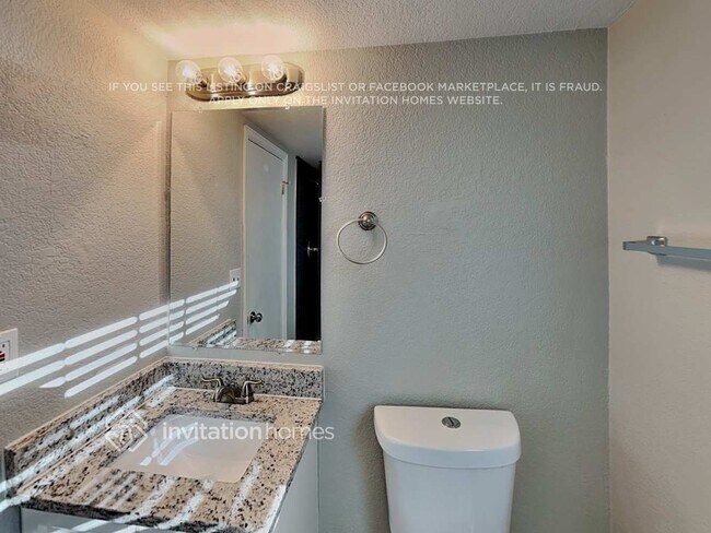 Building Photo - 21337 E Aberdeen Dr