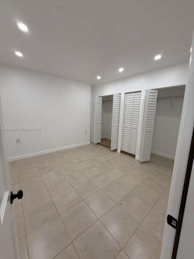 Building Photo - 25948 SW 132nd Ave