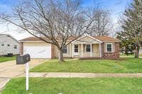 Building Photo - 4097 Fox Island Dr