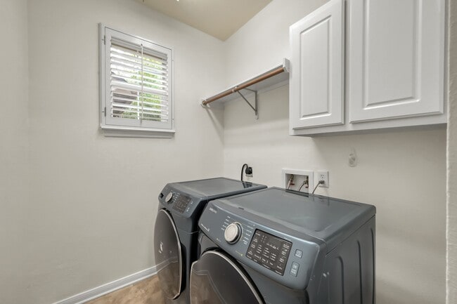 Building Photo - 78 Stockbridge Landing