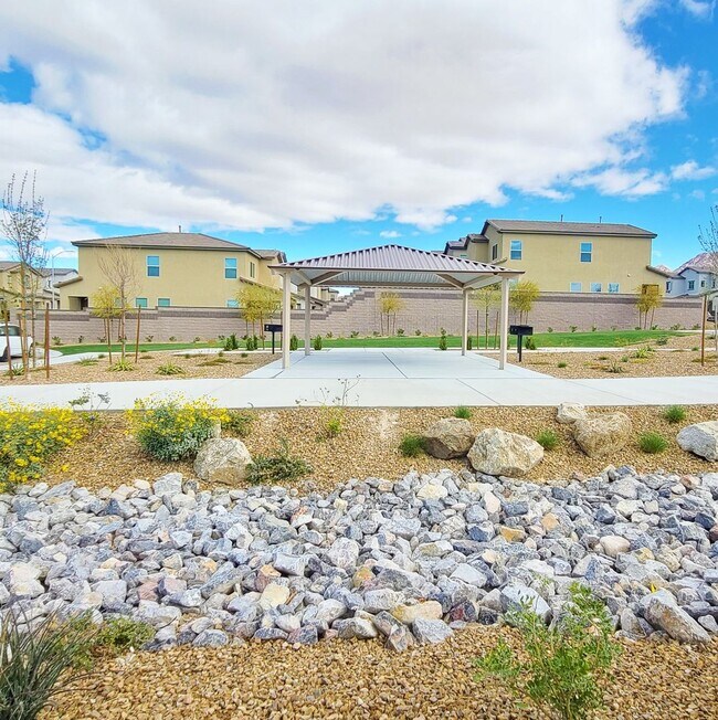 Building Photo - 2868 Amphion Ct