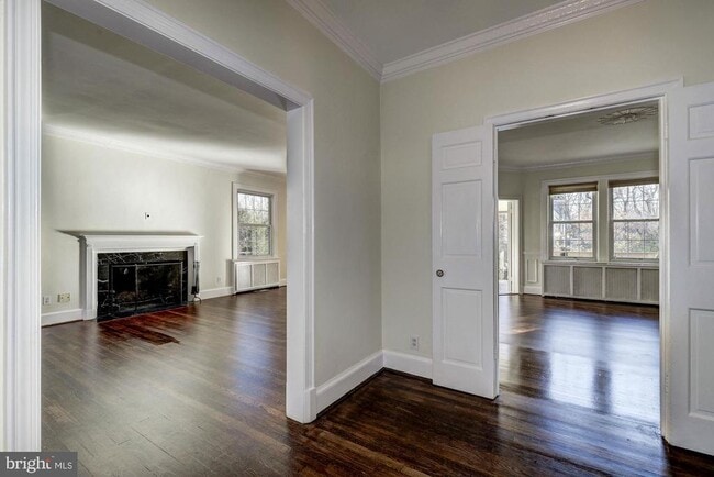 Building Photo - 4910 Hillbrook Ln NW