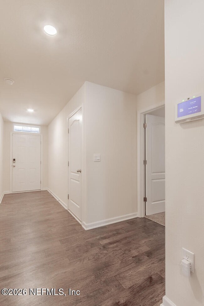 Building Photo - 2290 Willow Springs Dr