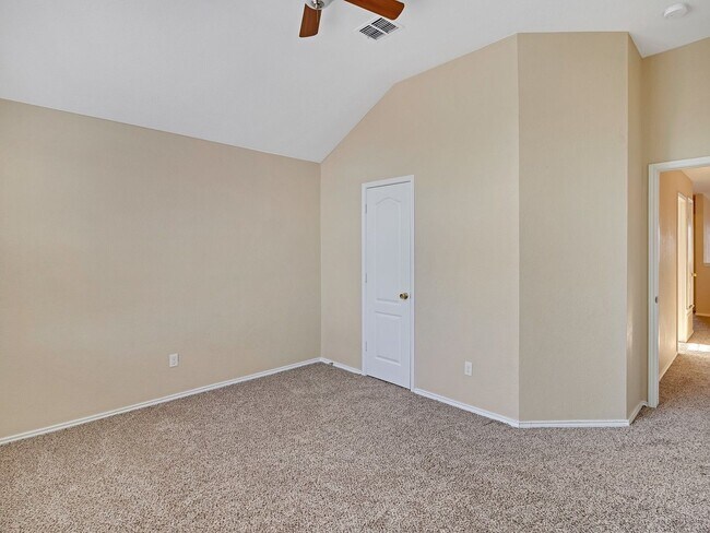 Building Photo - 1029 Magnolia Ln