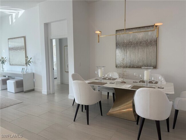 Building Photo - 16885 Fairgrove Way