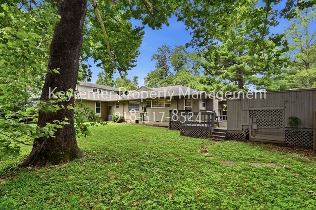 Building Photo - 3325 S Yorktown Ave