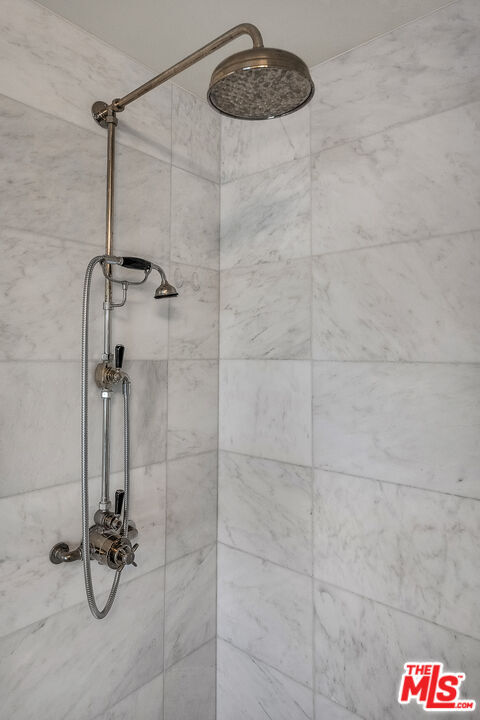 Building Photo - 1 Driftwood St