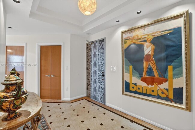 Building Photo - 1330 Ocean Dr