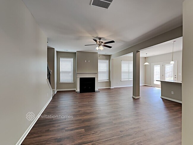 Building Photo - 218 Emporia Loop