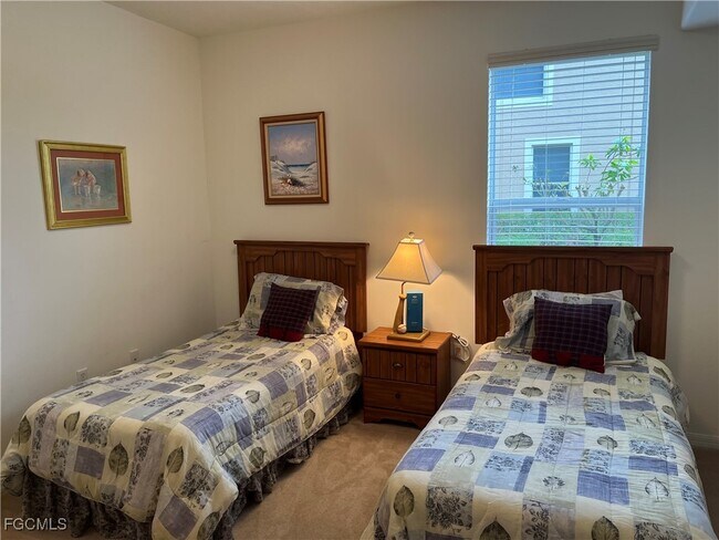 Building Photo - 9636 Hemingway Ln