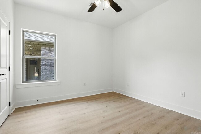 Building Photo - 13419 Teton Dr