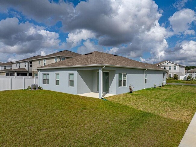 Building Photo - 35572 Quartz Lk Dr