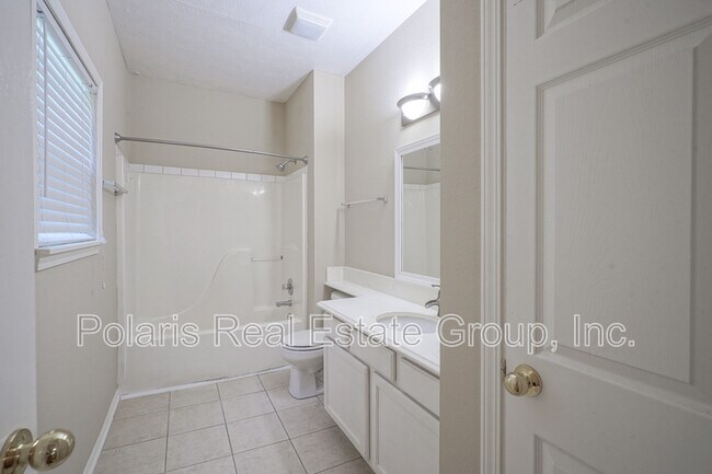 Building Photo - 4238 Sunshine Ave